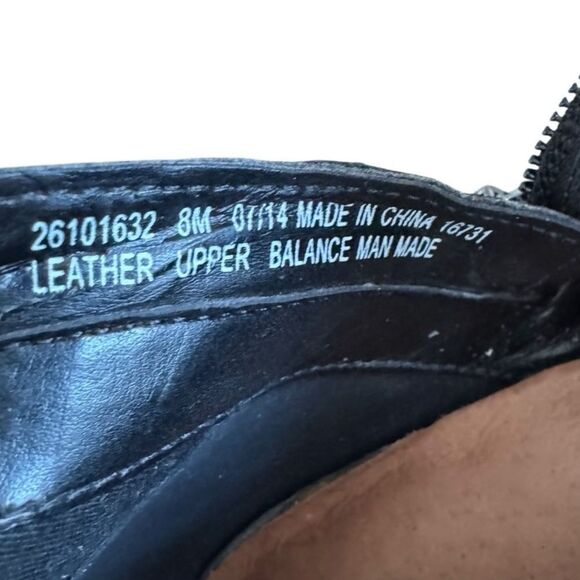 Clarks Artisan Comfort Sole Black Suede Ankle Boots 3 1/2" Heels 8 Medium - Picture 13 of 14